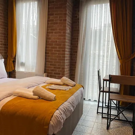 Gen Cibali Hotel 2*