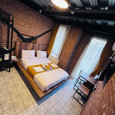 Hotel Gen Cibali 2*